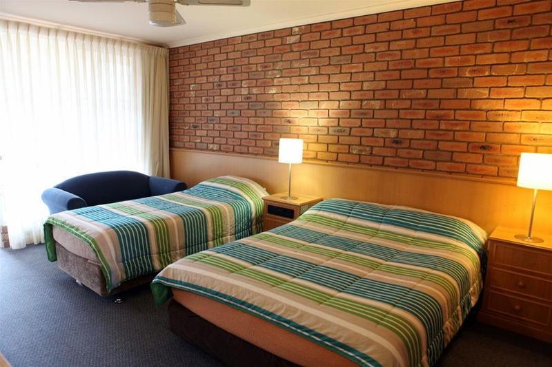 Summerhill Motor Inn (Adults Only) Merimbula Exterior foto